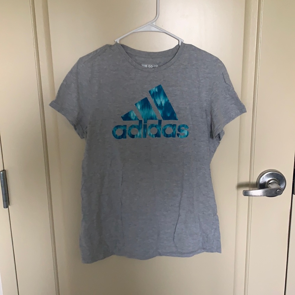 Adidas T - shirt